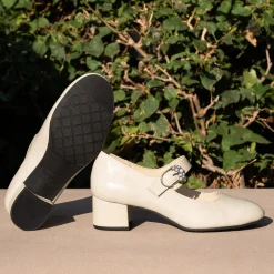 Ameliah Ivory Shoe