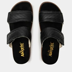 Brayah Black Sandal
