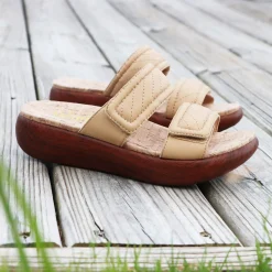 Brayah Latte Sandal