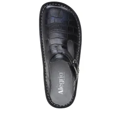Classic Croco Shoe