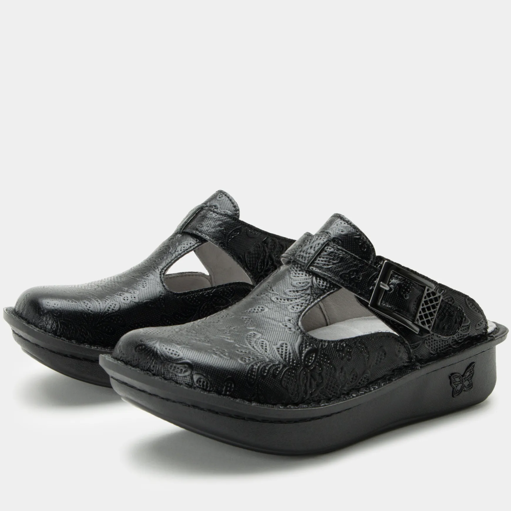 Classic Hello Doily Shoe