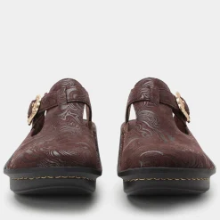 Classic Swirling Brown Shoe