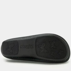 Classic Unteal Now Shoe