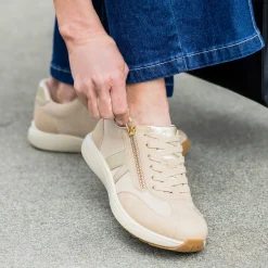 Eazeer Beige Shoe