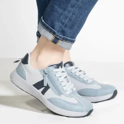 Eazeer Retro Blue Shoe