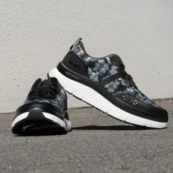Eclips Pansy Power Black Shoe