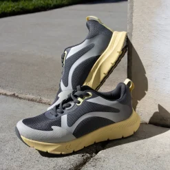 Exhault Halo Yellow Shoe