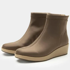 Harmoni Camel Boot