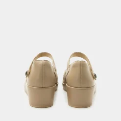 Hayes Beige Breeze Shoe
