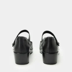 Hayes Black Shoe