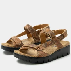 Henna Folkie Sandal