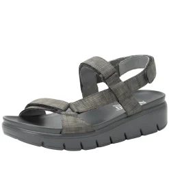 Henna Steel Sandal