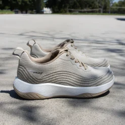 In8 Cream Shoe