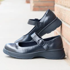 Jazmine Glazed Navy Shoe
