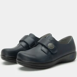 Joleen Oiled Navy Shoe