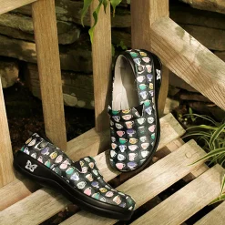 Keli Teacup Black Shoe