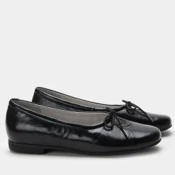 Leilah Black Gloss Shoe