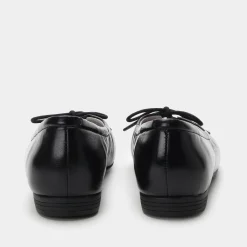 Leilah Black Gloss Shoe