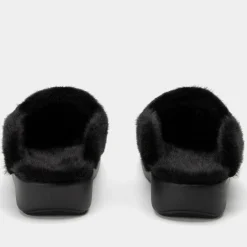Leisurelee 2 Black Slipper