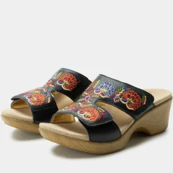 Linn Black Needles And Pins Sandal