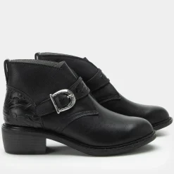 Mikki Loretta Crow Boot