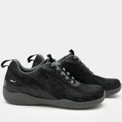 N8ture Black Shoe