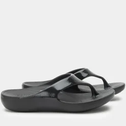 Ode Black Gloss Sandal