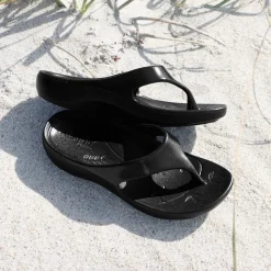 Ode Black Gloss Sandal