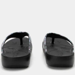 Ode Decorum Sandal
