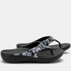 Ode Decorum Sandal