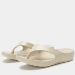 Ode Sand Gloss Sandal