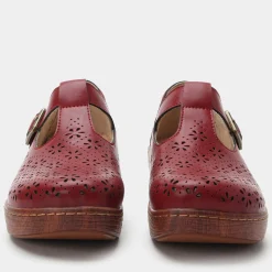 Odessa Red Breeze Shoe