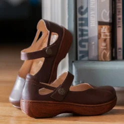 Onika Coffee Bean Shoe