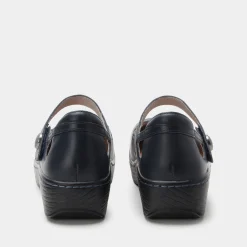 Onika Official Shoe