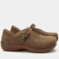 Opheliah Fawn Shoe