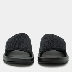 Ova8tion Raven Sandal