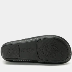 Paloma Black Embossed Rose Mary Jane