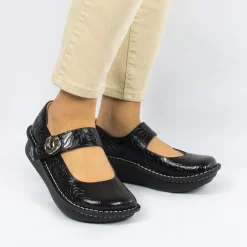 Paloma Black Embossed Rose Mary Jane