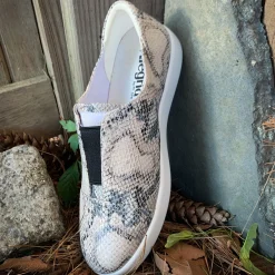 Posy Natural Snake Shoe