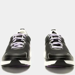 Procession Black Shoe