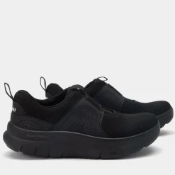 Rotation Black Shoe
