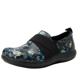 Savvie Passionate Shoe
