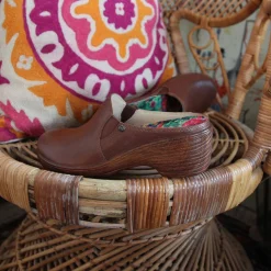 Sereniti Aged Cognac Shoe