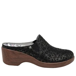 Sereniti Ivalace Shoe