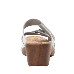 Sierra Delicut White Sandal