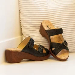 Sierra Go For Baroque Sandal