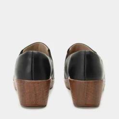Skylar Coal Shoe
