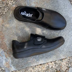 Spright Black Smooth Shoe