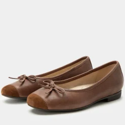 Talya Gingerbread Shoe