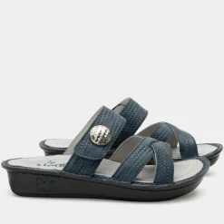 Victoriah Basketry Navy Sandal